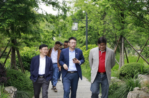 说明: http://mdc.gzu.edu.cn/ewebeditor/uploadfile/2019/05/20190513155921657003.png